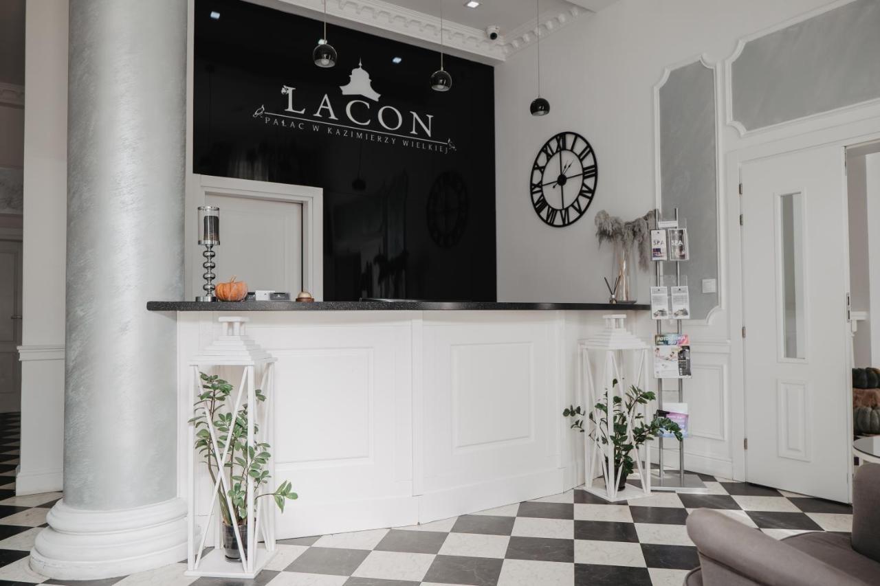 Palac Lacon Kazimierza Wielka Exteriér fotografie