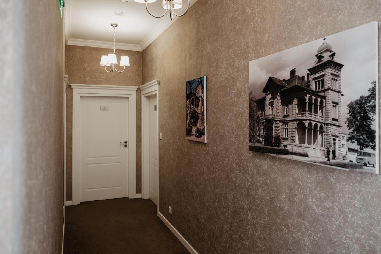Palac Lacon Kazimierza Wielka Exteriér fotografie
